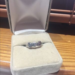 Swirly ring stamped 925 sterling silver - size 7